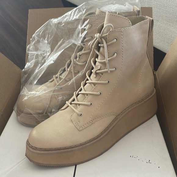 Dolce Vita Shoes - Dolce Vita Adyson Nude Boot - 8